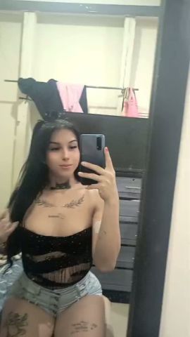 Mia