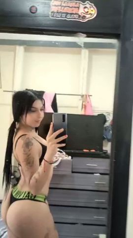 Mia
