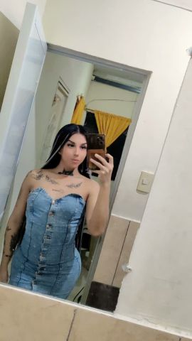 Mia