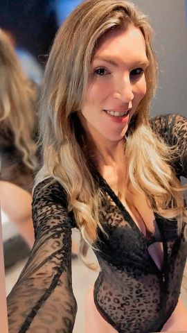 GABRIELA FERRAZ