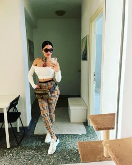 Rebecca Hot