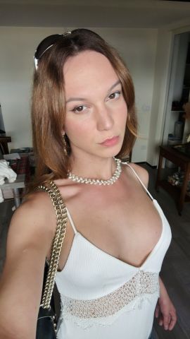 Val Precious