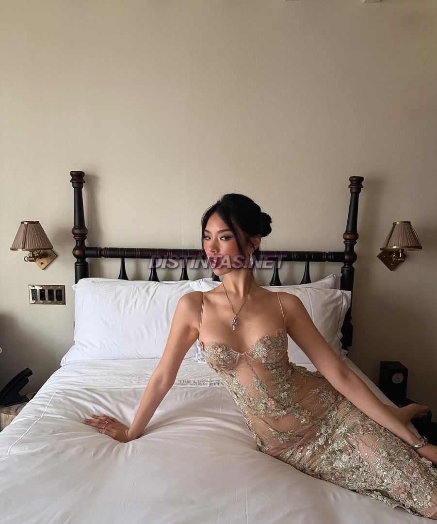 Shemale Maya