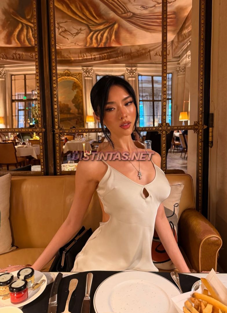 Shemale Maya