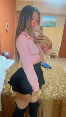 Almendra Hot