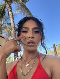 Isa Brown
