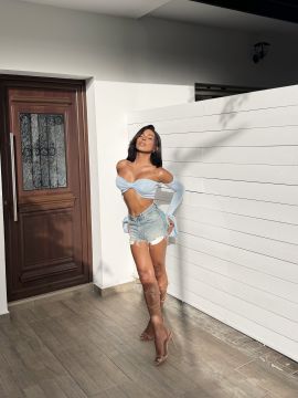 Bella Cifuentes