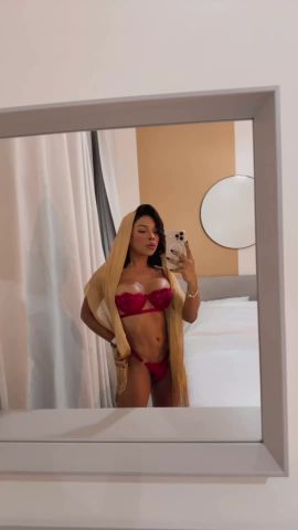 Bella Cifuentes