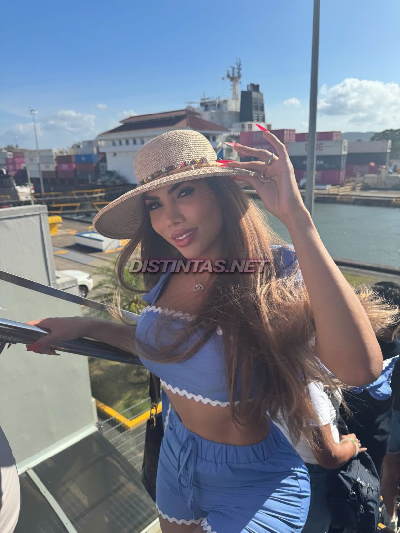 Lizzy laynez 