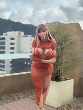 Lizzy laynez 