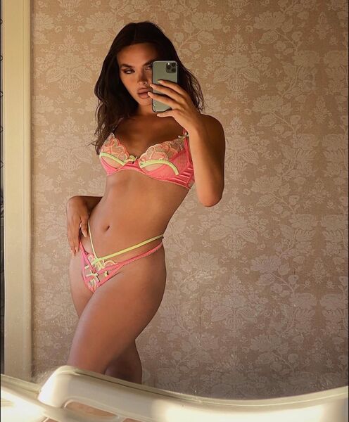 Trans Escort Mia Doll in Quito