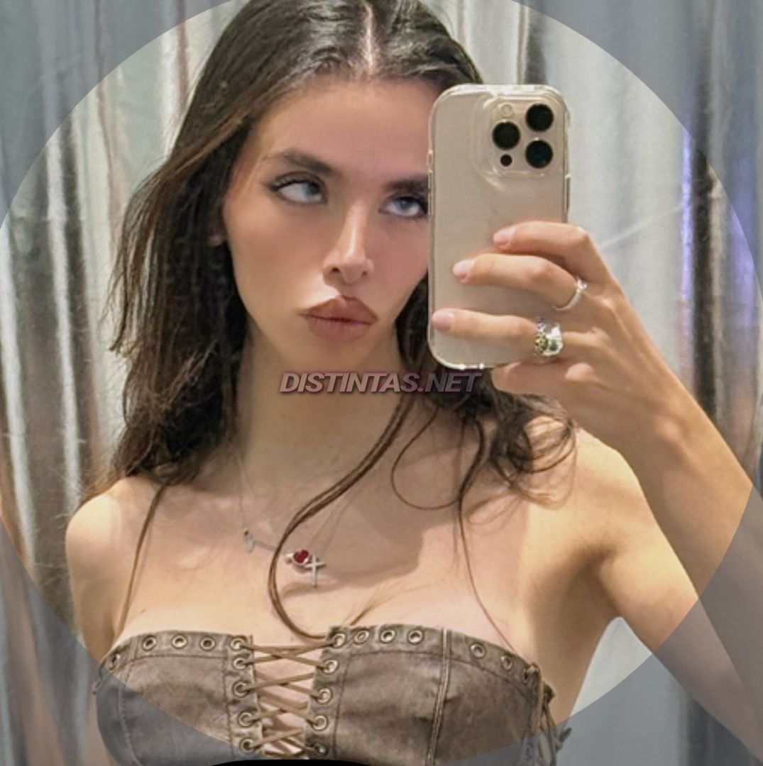 Mia Doll