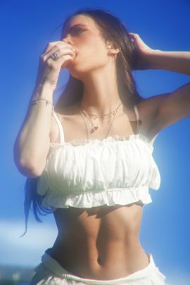 Mia Doll