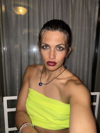 Daphne Noir