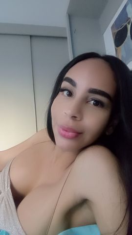Amelia Vega