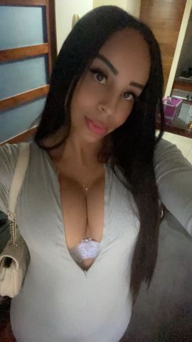 Amelia Vega