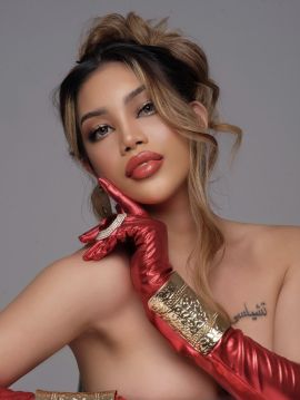 Sex symbol goddess 