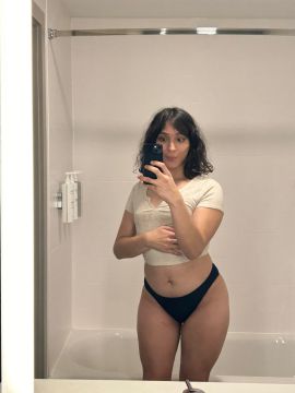 Nicole Mora