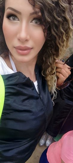 Leonela Souza 