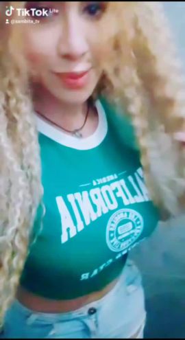 Leonela Souza 