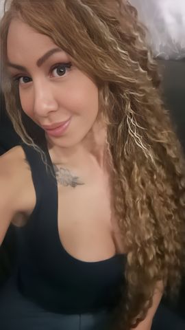 Leonela Souza 