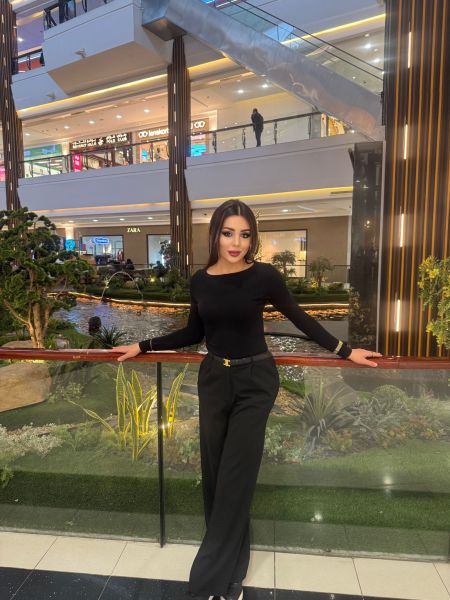Hello, I am Milana. I am active and passive without any problems. I am 25 years old. I mert at my own house and I only come to hotel and residences.