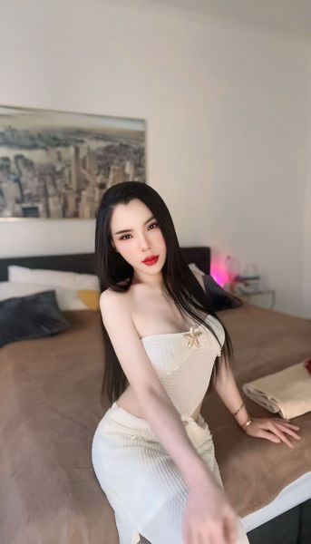 Escorts Trans Yuna ladyboy  in Al Barsha 1
