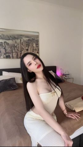 Yuna ladyboy 