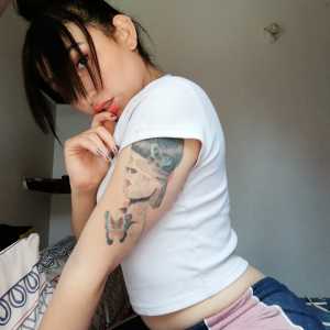 Lauren 