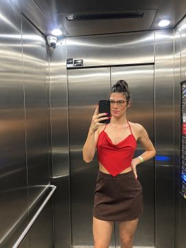 Bruna Colombo 