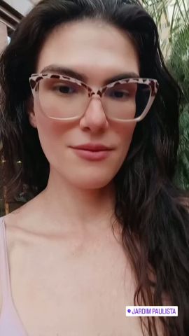 Bruna Colombo 