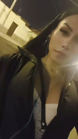 Isabela f