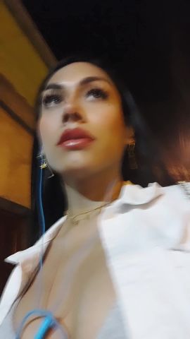 Isabela f