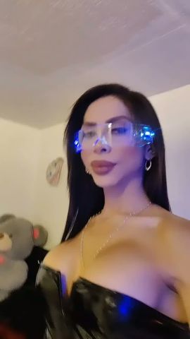 Karla Lamboryine 