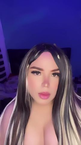 Ashley Loor