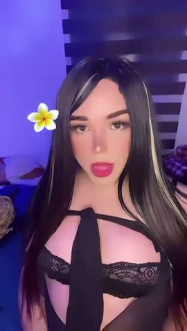 Ashley Loor