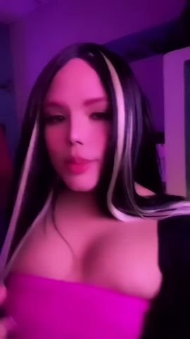 Ashley Loor