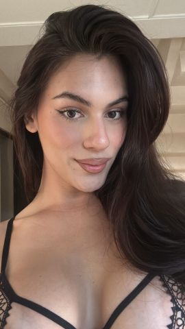 Ashley 