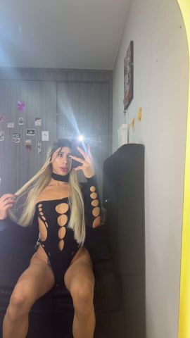 Mia