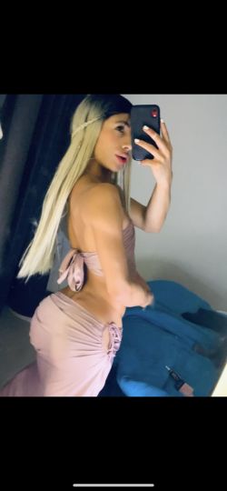 Mia