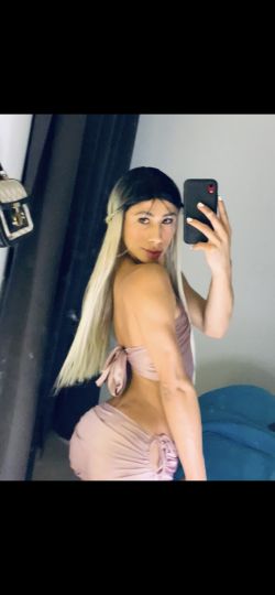 Mia