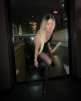 Mia