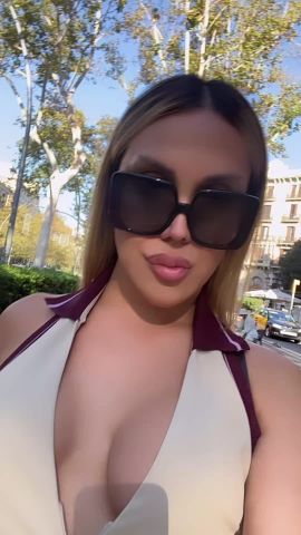 Mia
