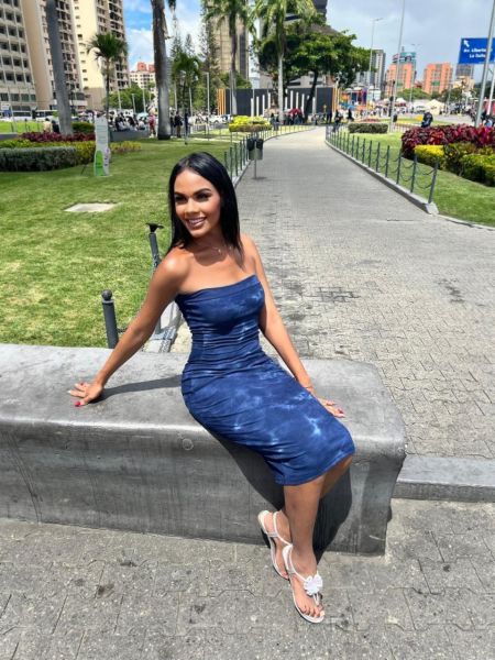 Soy una chica full caliente, con ganas de satisfacer cada uno se tus deseos. 
Solo Venta de contenido