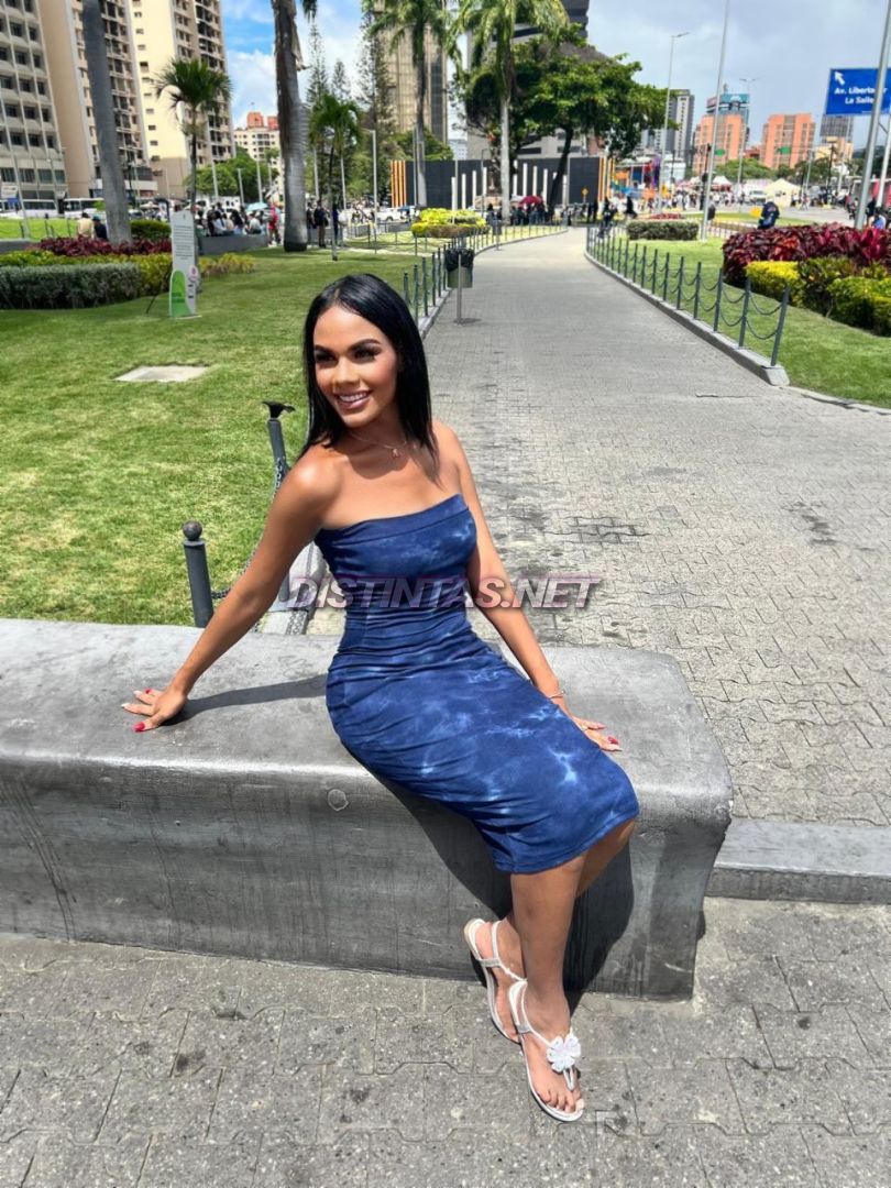 Gabriela Full Hot