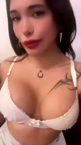 Nicole y Victoria