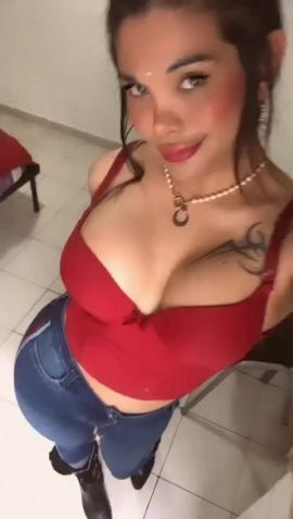 Nicole y Victoria