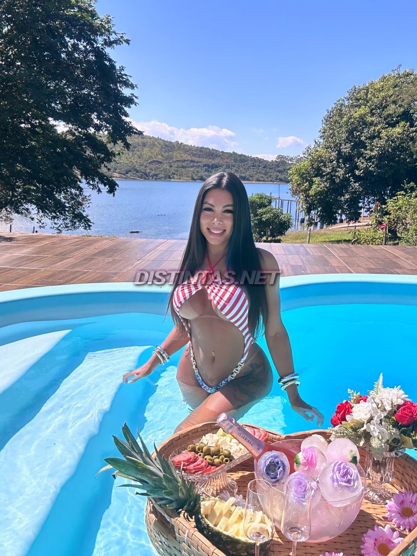 Daphine Ambrozio