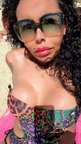 Jenny Bustamante