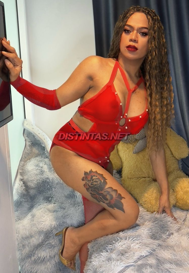 Domina Rhiana 